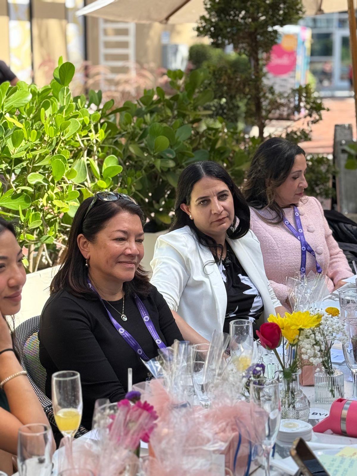 Eyecare professionals at an iD Social event